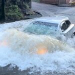 Cara Aman atasi Mobil Listrik saat terjebak banjir