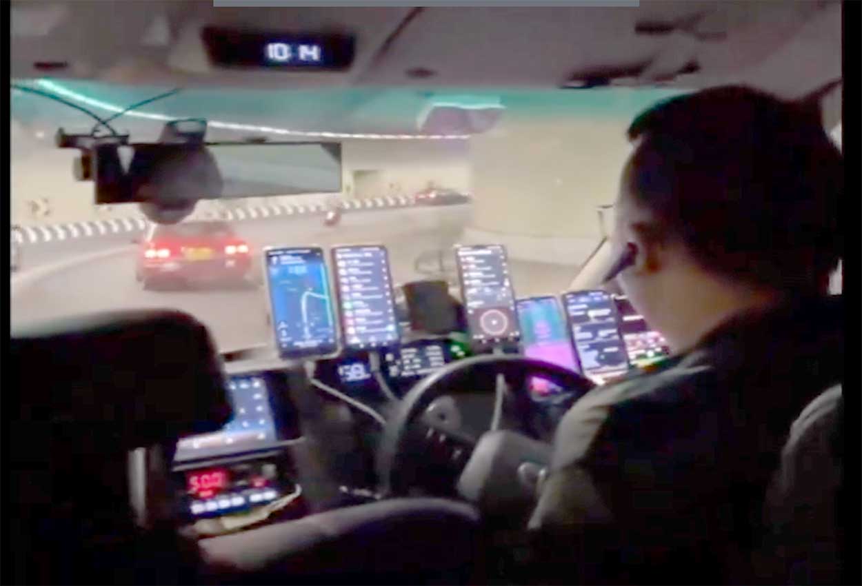 sopir taksi Hong Kong multi aplikasi