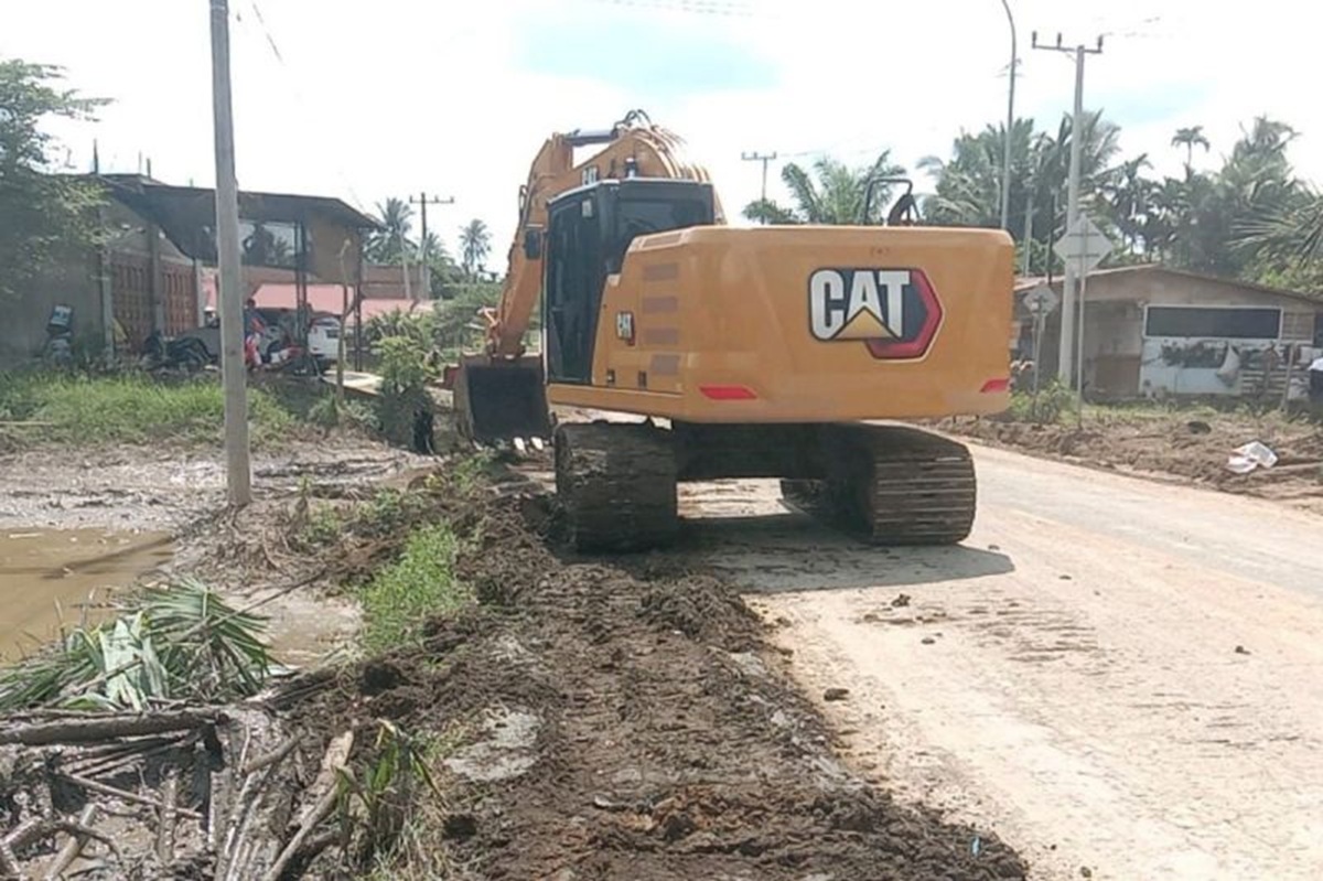 Kementerian PU terus berupaya pulihkan akses jalan nasional di Aceh pascabencana.