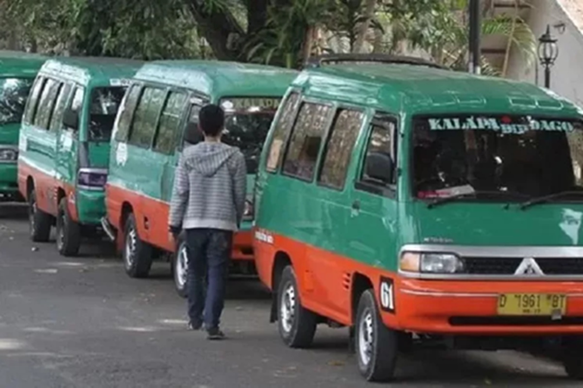 Angkot di Bandung akan diliburkan selama Nataru.