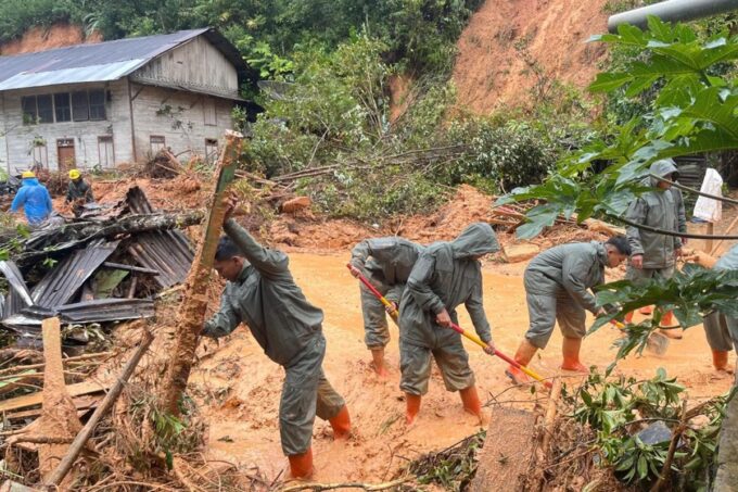 Gubernur Sumbar minta pembatalan pemotongan TKD untuk pemulihan bencana.