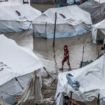 Warga Palestina di Gaza menghadapi ancaman banjir.