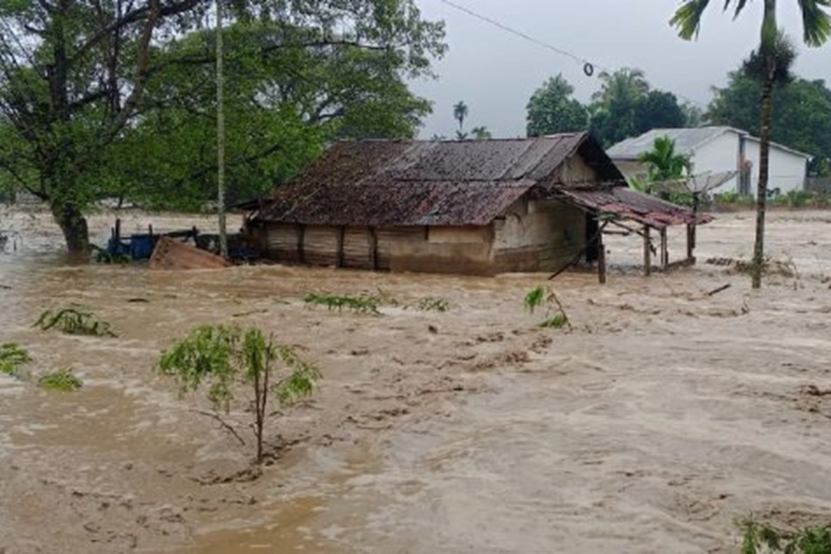 Banjir parah landa Kabupaten Aceh Tamiang.