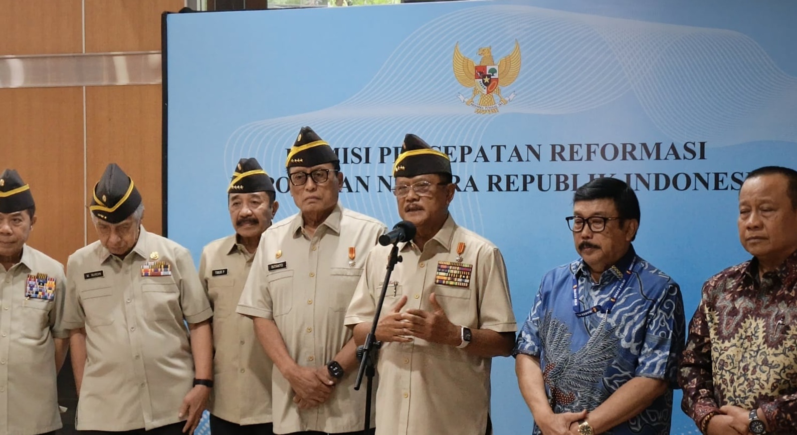 Da'i Bachtiar sebut Keterlibatan DPR Timbulkan Beban Bagi Kapolri Terpilih & Potensi Balas Jasa Politik