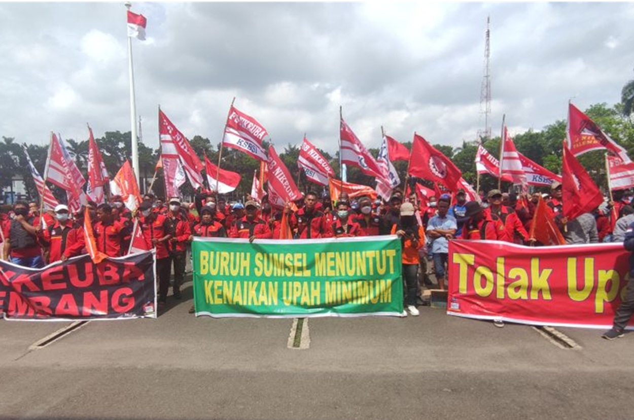 Demo Buruh Jakarta UMP 2026