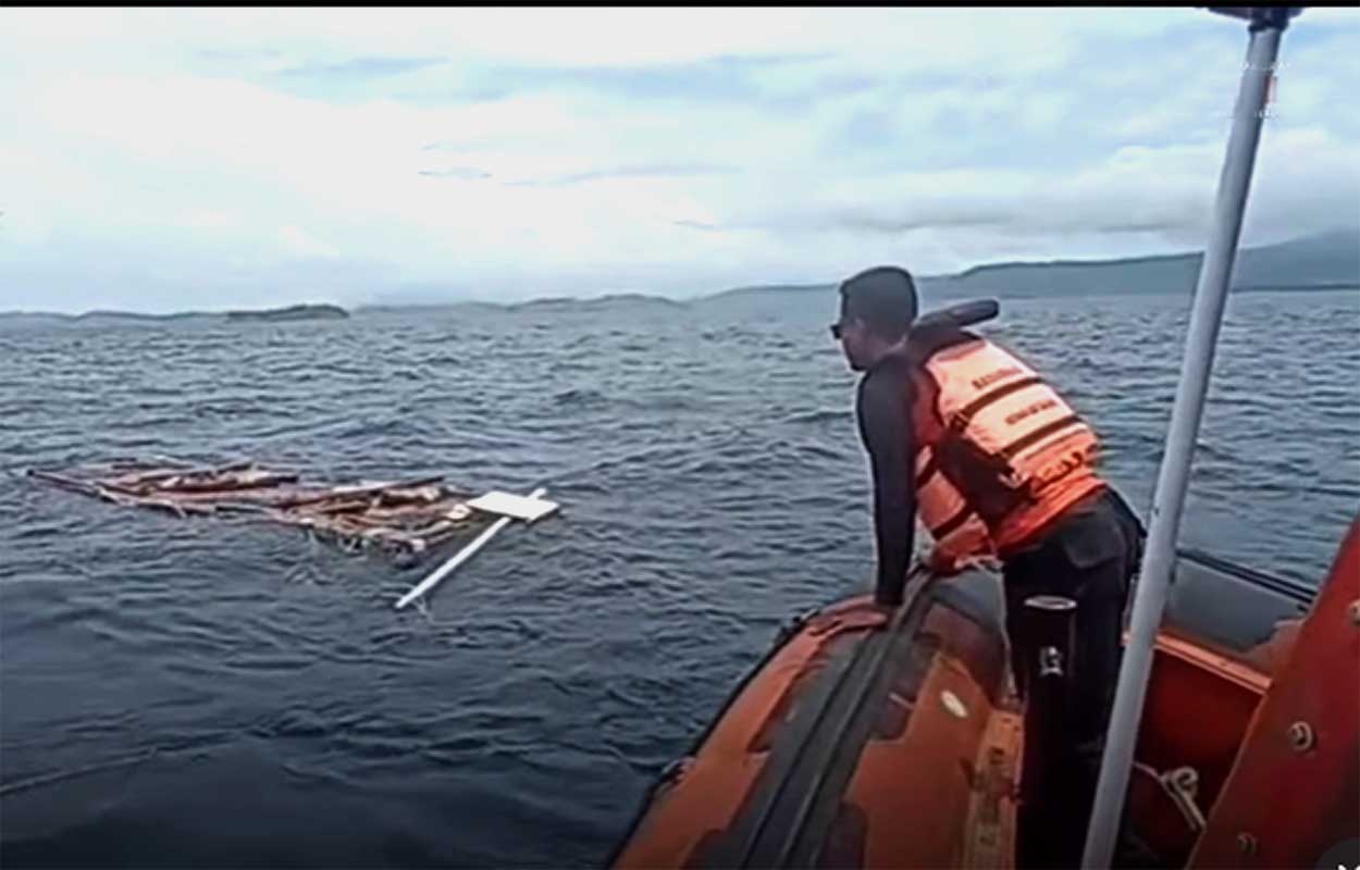 Pencarian Korban Kapal Tenggelam Labuan Bajo