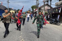 TNI bubarkan aksi massa di Lhokseumawe.