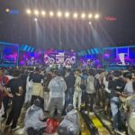 Baladewa padati Pantai Karnaval Ancol.