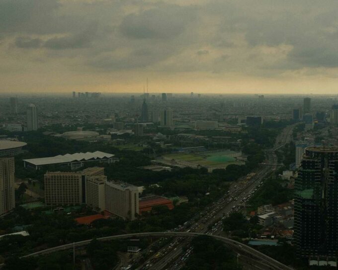 prakiraan cuaca DKI Jakarta 14 Desember 2025