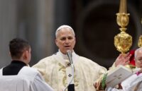 Paus Leo XIV mendesak Rusia dan Ukraina berdialog.