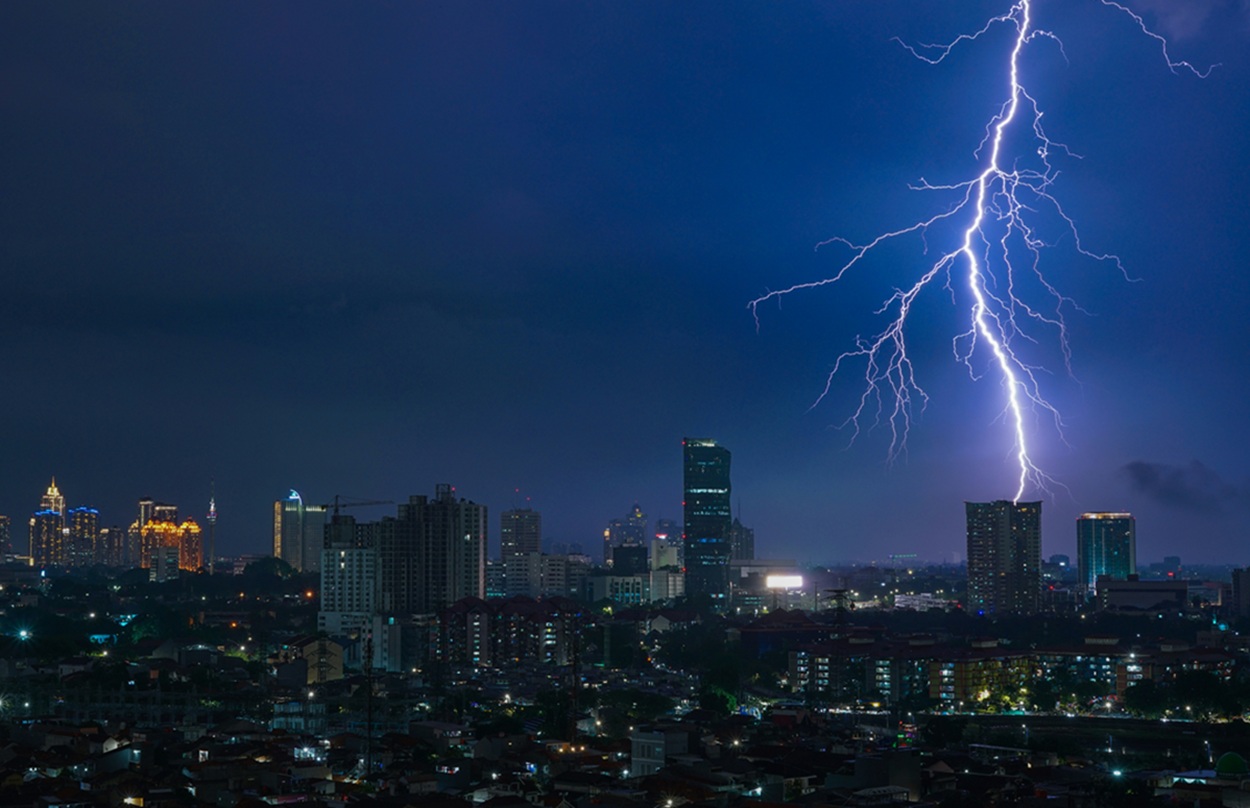 Prakiraan cuaca Jakarta 7 Desember 2025