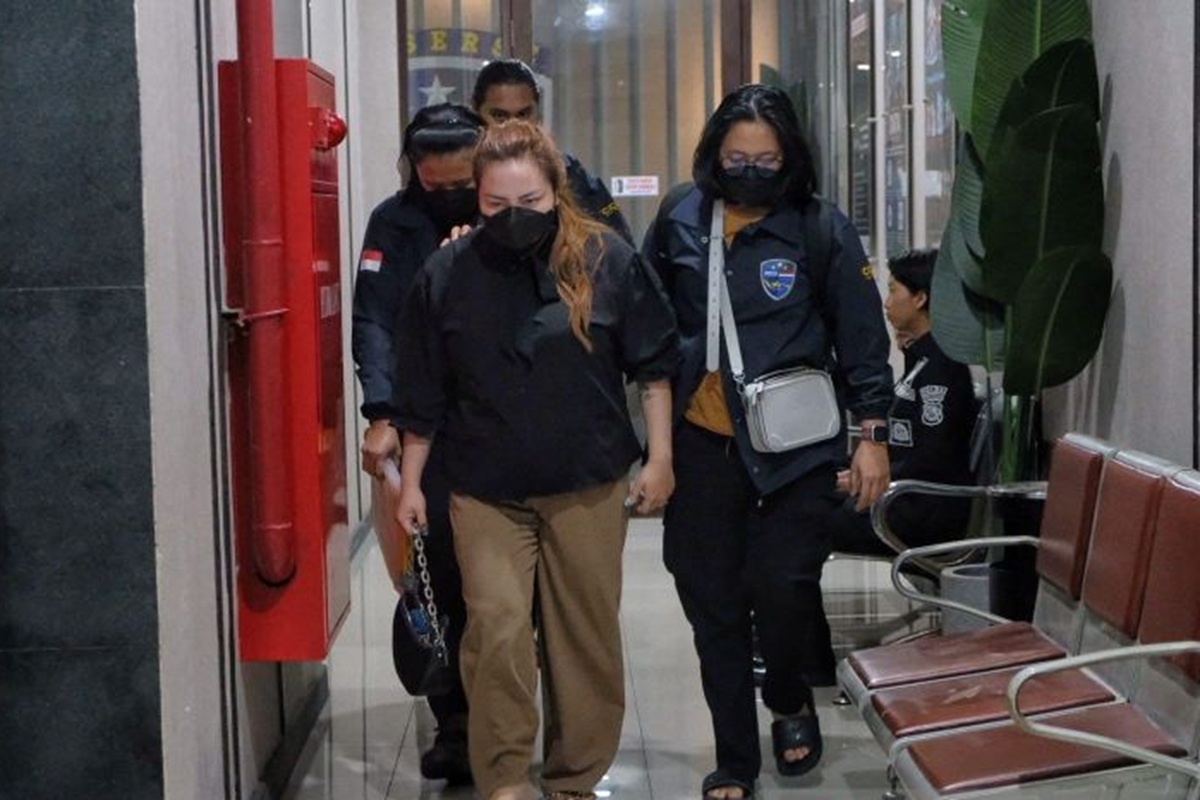 Selebgram Lisa Mariana. Foto: Polda Jabar