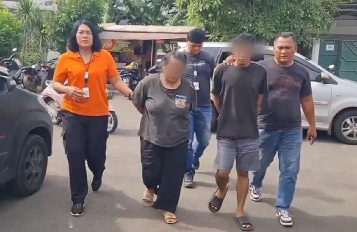 Pasutri pencuri uang pedagang bakso diringkus polisi. Foto: Polres Jakbar