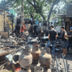 Pengeroyokan Kalibata Pembakaran Kios