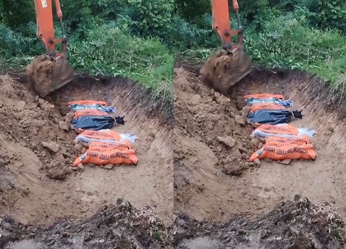 Pemakaman Massal Korban Bencana Aceh