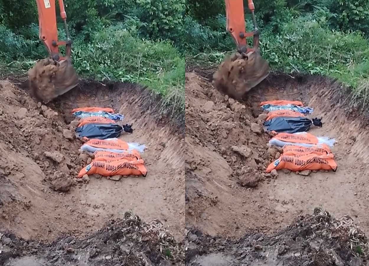 Pemakaman Massal Korban Bencana Aceh