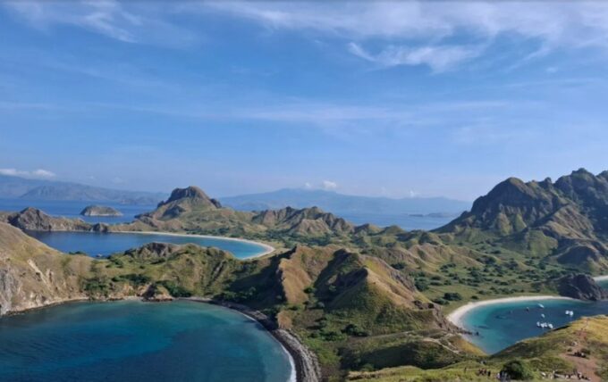 Baku Tembak Taman Nasional Komodo