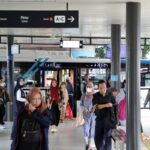 Pemprov DKI gratiskan transportasi umum selama dua hari.