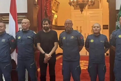 Gubernur Aceh Mualem