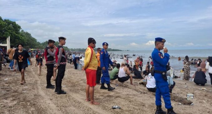 Polisi ambil bagian dalam pengamanan lokasi wisata