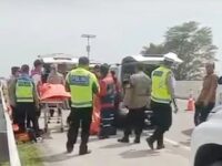 Jenazah korban dalam mobil