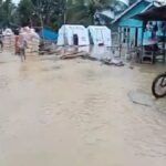 Tanggul jebol sebabkan banjir di Aceh Tamiang.