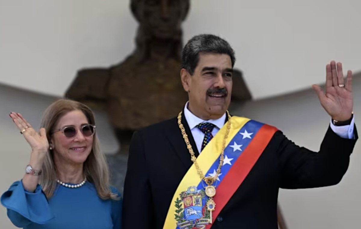 Pemimpin Venezuela Nicolas Maduro dan istri.