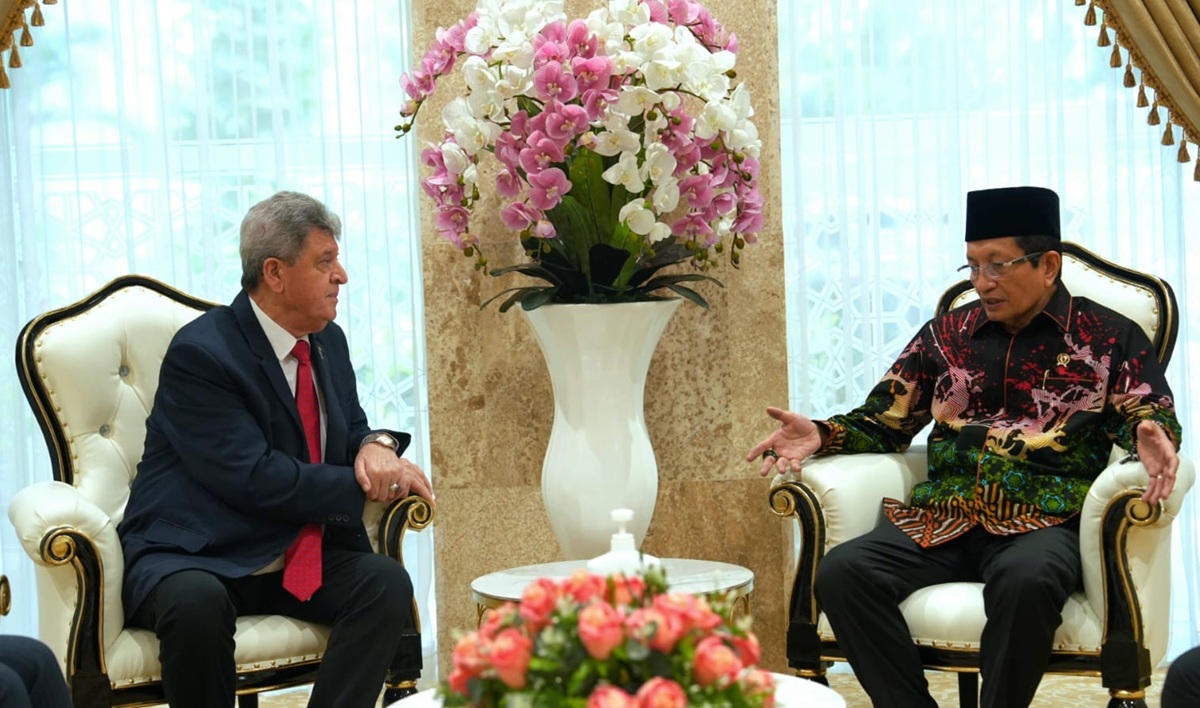 Menag Nasaruddin Umar beraudiensi dengan Dubes Palestina untuk Indonesia, Zuhair Al-Shun.