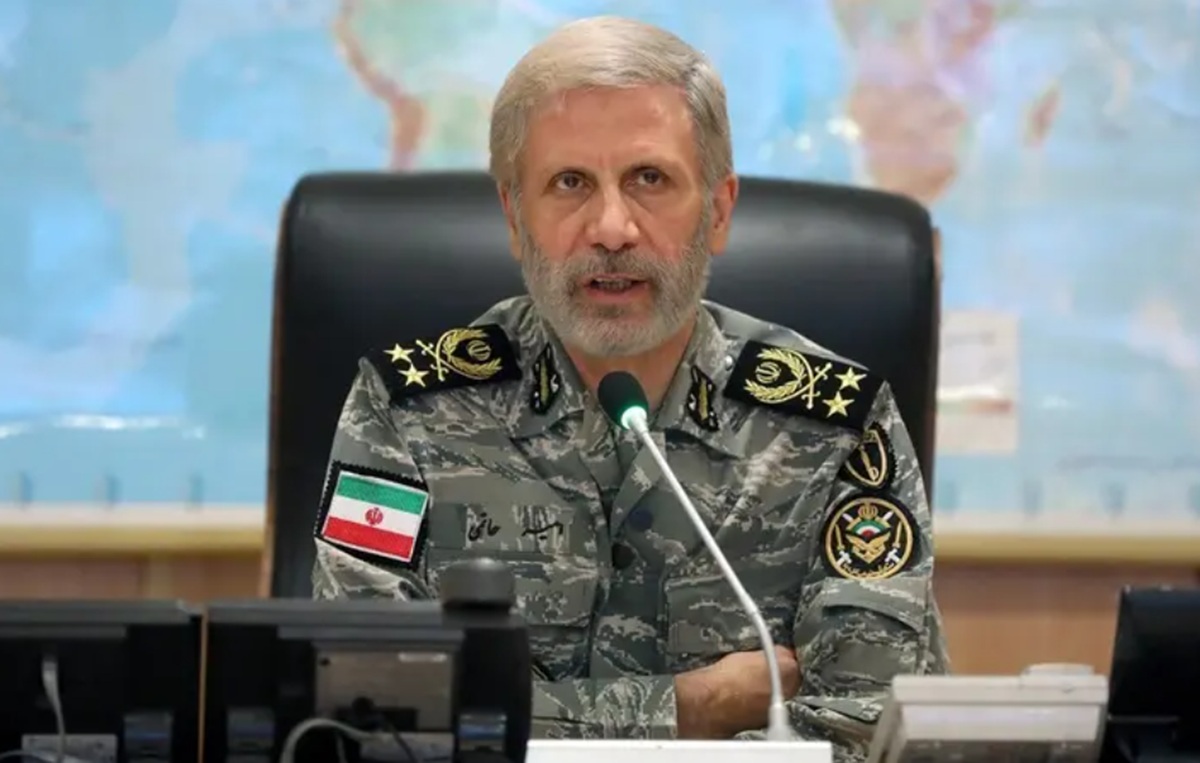 Panglima militer Iran, Jenderal Amir Hatami.