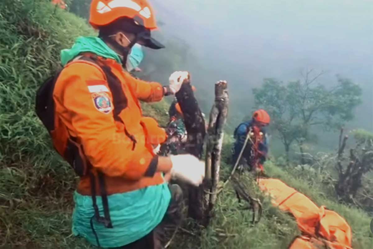 Evakuasi Pesawat ATR 42-500 Selesai