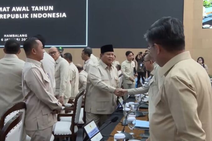 Kabinet Merah Putih kompak pakai safari saat retret jilid II.