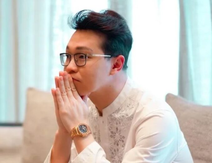 dr. Richard Lee Tersangka