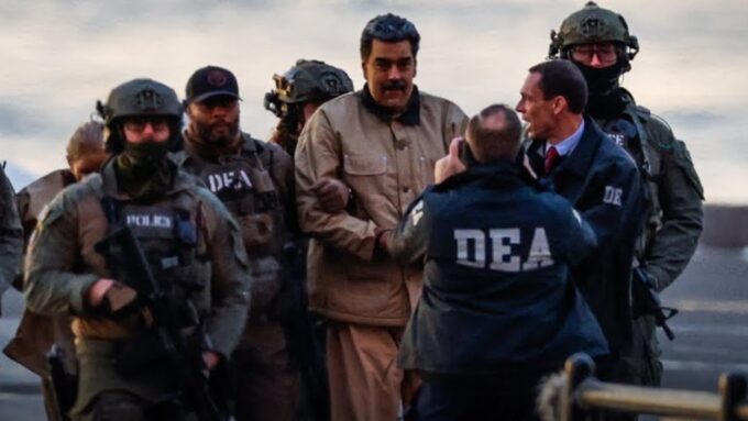 SAYA DICULIK, Tatapan Tajam Nicolas Maduro di Sidang Manhattan