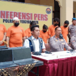 Sindikat love scamming Yogyakarta