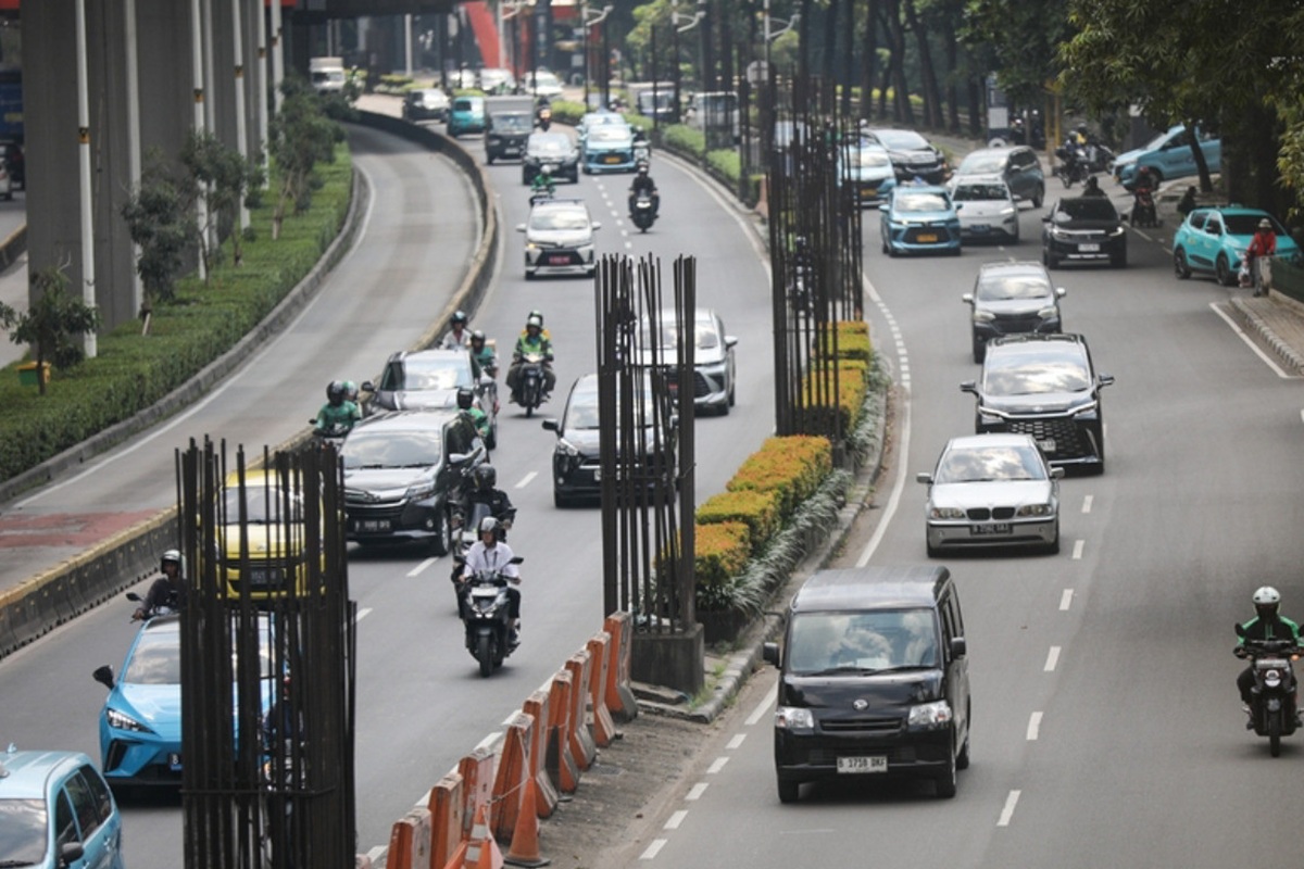 Pemprov DKI akan lakukan pembongkaran tiang monorel mangkrak.