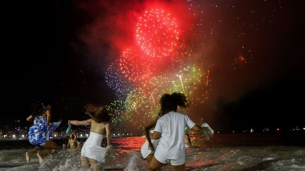 Daftar negara yang tak rayakan tahun baru