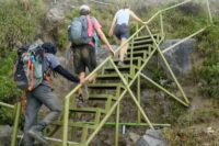 Gila! Kuota Pendaki Gunung Rinjani Ludes Terjual, Ribuan Orang Rebutan Tiket E-Rinjani Demi Libur Panjang April 2026!