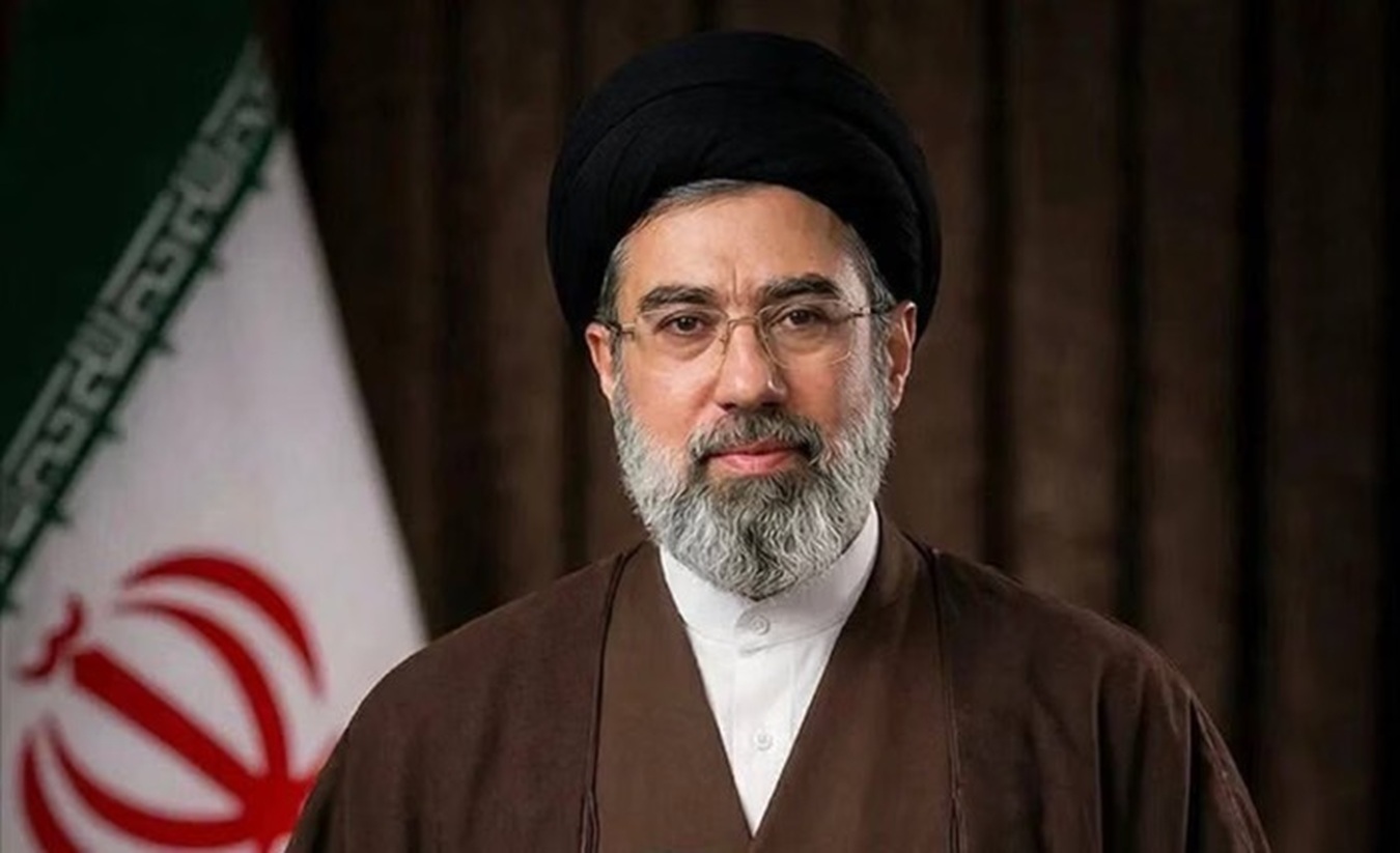 Sosok di Balik Layar Teheran! Bagaimana Mojtaba Khamenei Kuasai Politik & Militer Iran