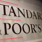 S&P peringatkan peringkat utang Indonesia paling rentan di Asia Tenggara akibat konflik AS-Iran. Subsidi terancam bengkak & inflasi bisa melonjak!
