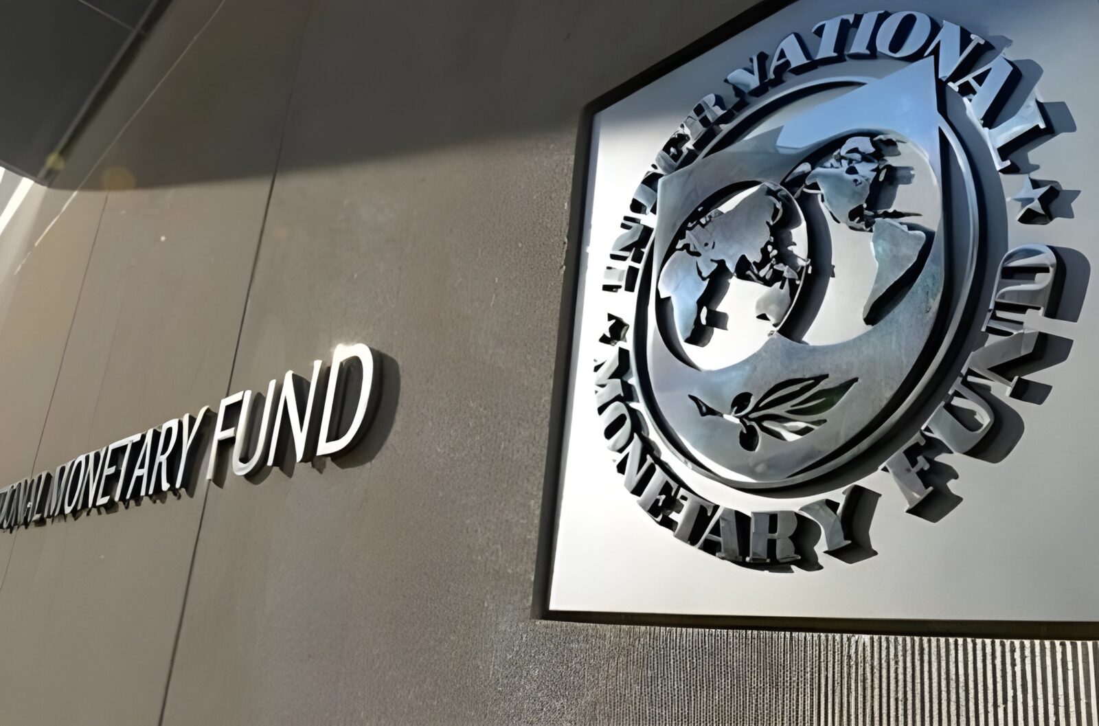 IMF peringatkan perang Iran picu krisis energi & pangan global. 20 juta orang terancam lapar, ekonomi Asia Tenggara ikut goyang akibat impor minyak mahal!