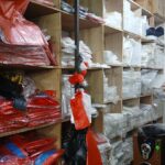 Harga nafta melambung ke USD901,9/ton akibat gejolak Timur Tengah! Siap-siap harga plastik, minyak goreng, dan beras ikut naik.