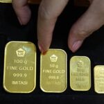 Harga emas Antam naik Rp45.000 per gram hari ini 14 April 2026! Cek daftar harga terbaru dari 0,5 gram hingga 1 kg dan aturan pajak terbarunya di sini.