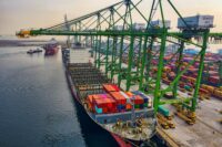 Surplus dagang RI melonjak ke US$3,32 miliar di Maret 2026. Namun lonjakan impor minyak dan ekspor melemah jadi ancaman.