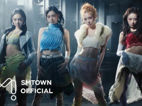 Grup K-pop aespa menampilkan karya kolaborasi mereka dengan musisi global dalam album baru bertajuk Lemonade yang berisi 11 lagu.