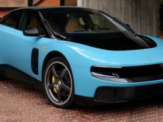 Ferrari Luce 2027, sedan super efisien dengan daya 772 kW yang diklaim mampu berakselerasi dari 0 ke100 km per jam dalam 2,5 detik