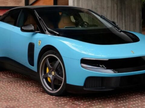 Ferrari Luce 2027, sedan super efisien dengan daya 772 kW yang diklaim mampu berakselerasi dari 0 ke100 km per jam dalam 2,5 detik