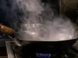 Harus Tau! Bahaya Asap Minyak Goreng dan Dampaknya bagi Kesehatan