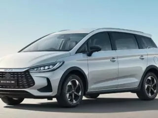 BYD M6 DM
