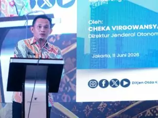 Kepala Daerah sudah seperti mau meledak: sejak dana transfer pusat ke daerah disunat hampir sampai ke pangkalnya.
