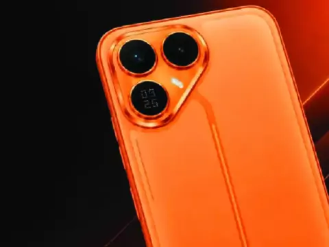 Tecno Pova 8